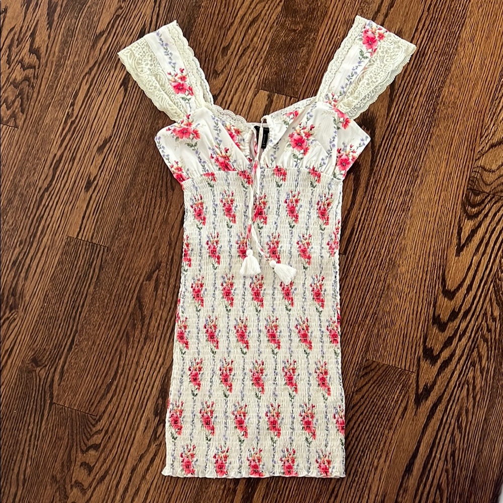 Forever 21 floral Lace Trim Dress